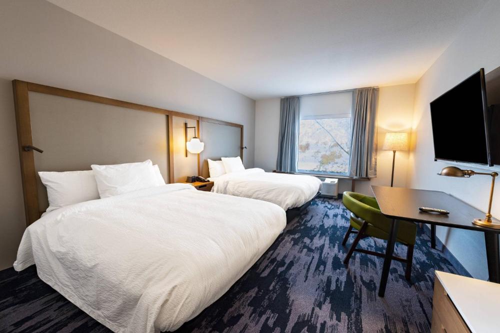 Queen Room with Two Queen Beds and Bathtub - Mobility Access/Communication Assistance interior